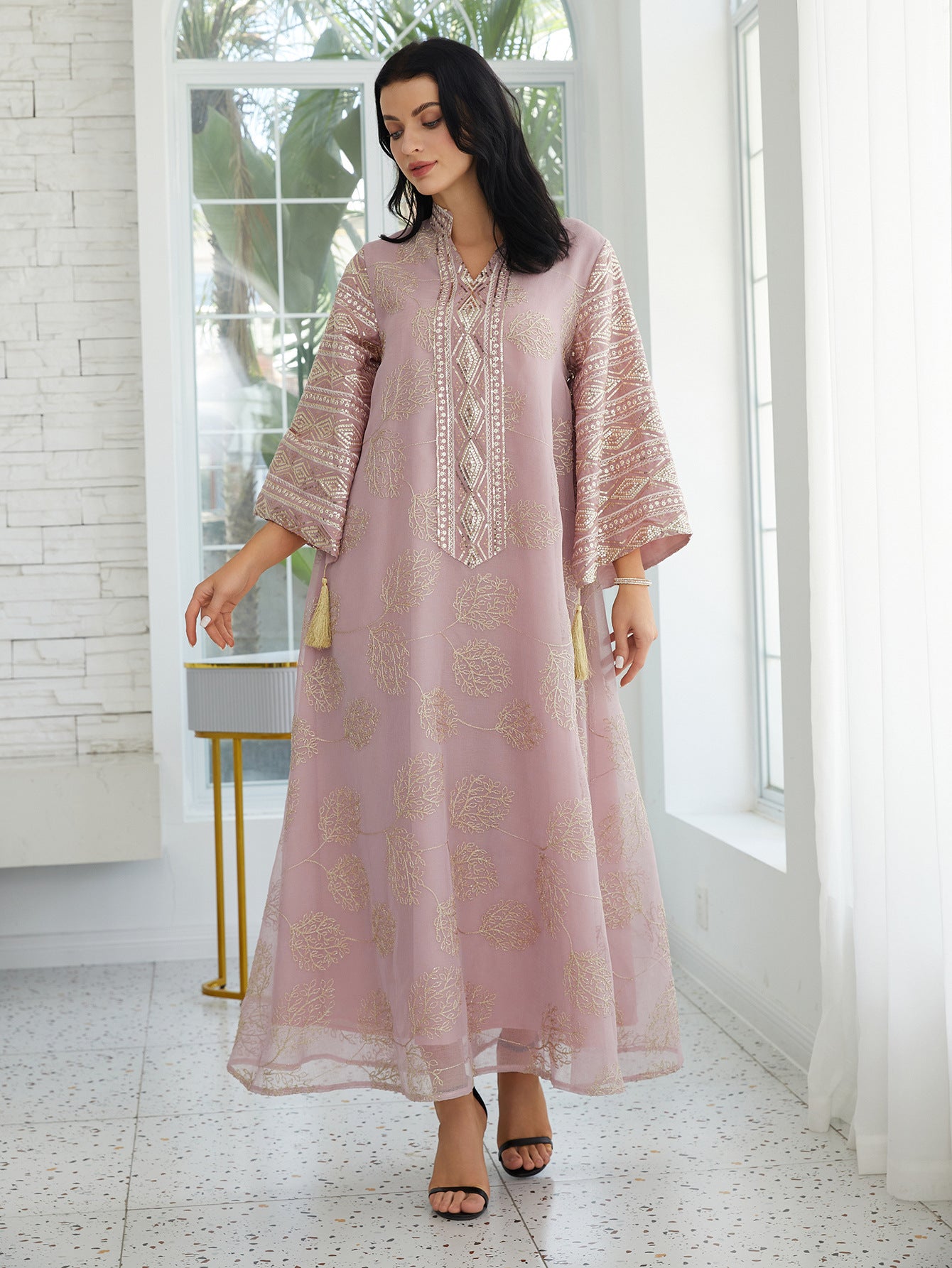 Elegant embroidery, tulle plus-size abaya, breathable and comfortable, high-end