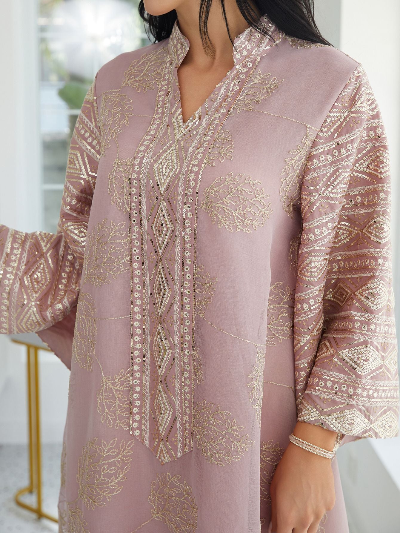 Elegant embroidery, tulle plus-size abaya, breathable and comfortable, high-end