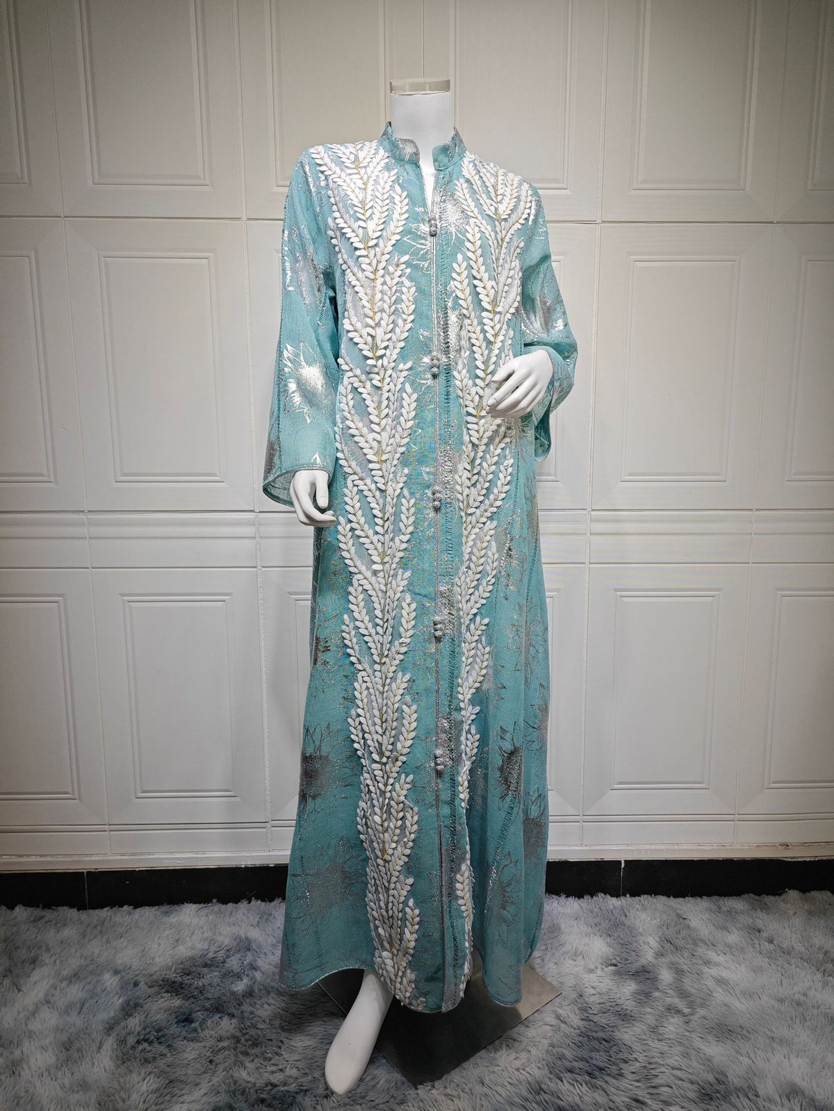 Silver Stamped Mesh Embroidered Maxi Abaya Dress for Muslim Women Elegant Pullover Kaftan Robe Eid Ramadan Festive Gown