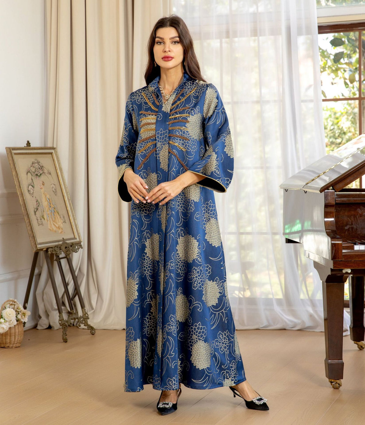Dubai V-Neck Jacquard Beaded Maxi Abaya Dress for Muslim Women Elegant Long Kaftan Robe Eid Ramadan Festive Celebration Gown