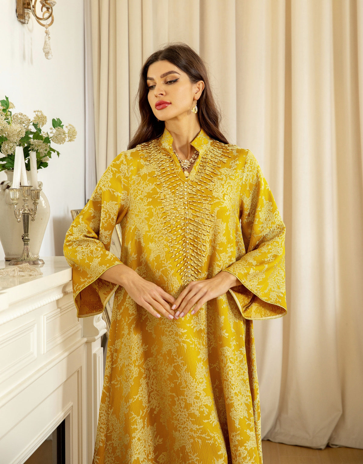 Luxury Jacquard Embroidered Beaded Kaftan Maxi Dress for Muslim Women Elegant Evening Gown Eid Ramadan Festive Banquet Robe