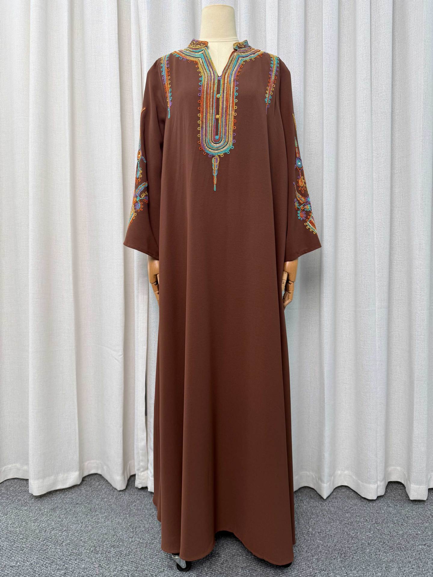 V-Neck Embroidered Abaya Dress Jalabiya Modest Long Maxi Dress for Muslim Women Eid Ramadan Daily Wear S-XXL