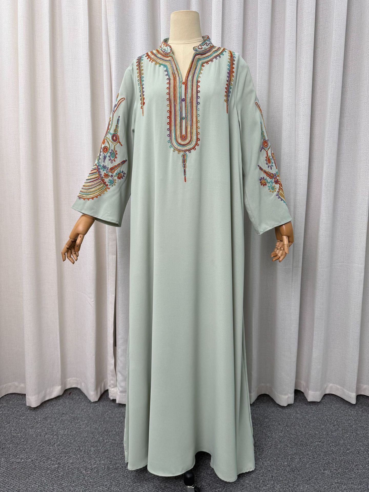 V-Neck Embroidered Abaya Dress Jalabiya Modest Long Maxi Dress for Muslim Women Eid Ramadan Daily Wear S-XXL