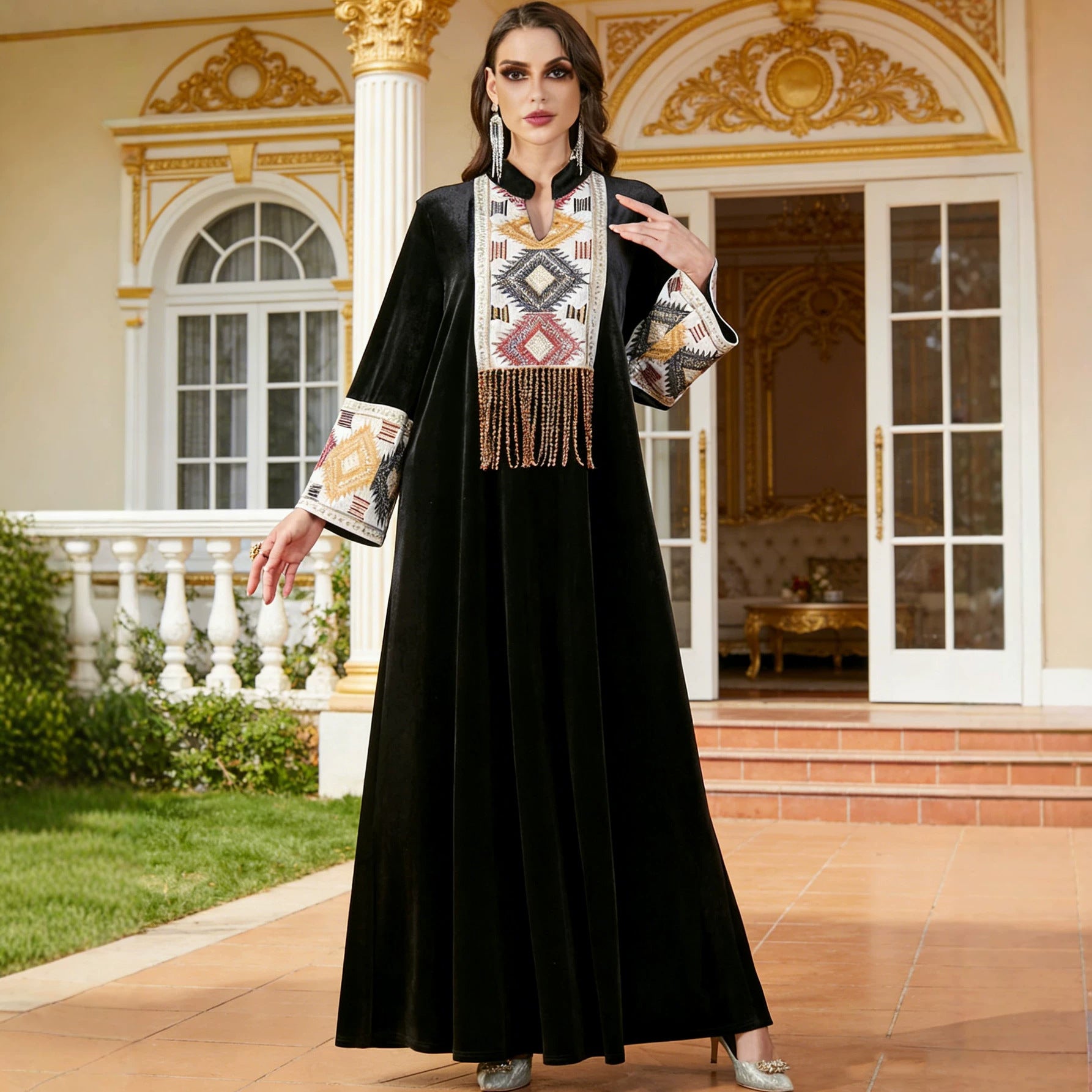 V-Neck Velvet Heavy Embroidered Maxi Dress Muslim Women Jalabiya Modest Long Gown Abaya Kaftan for Eid Ramadan Wedding