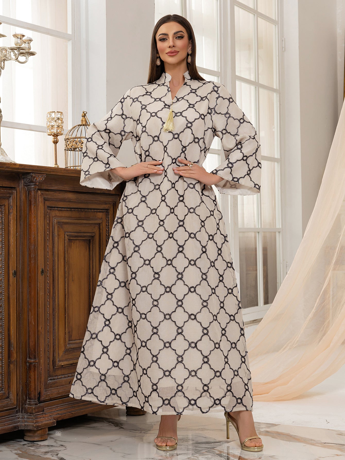 Apricot and Black Beaded Leaf Embroidered Maxi Abaya Dress Jalabiya Modest Long Dress for Muslim Women Eid Ramadan Daily Wear S-XXL