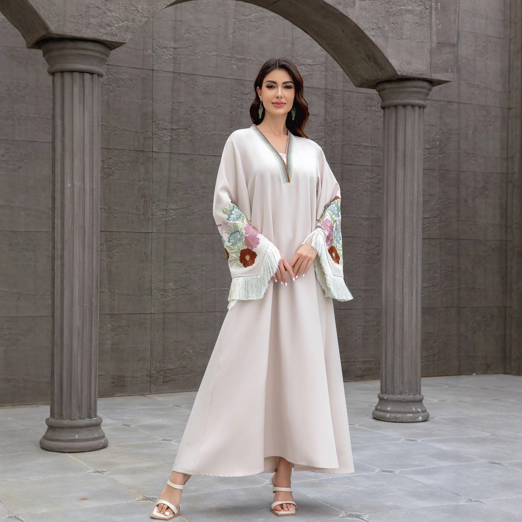 Dubai Islamic Modest Abaya Striped Collar Colorful Floral Embroidery Tassel Bell Sleeve Oversized Kaftan Gown For Muslim Ladies Daily Holiday