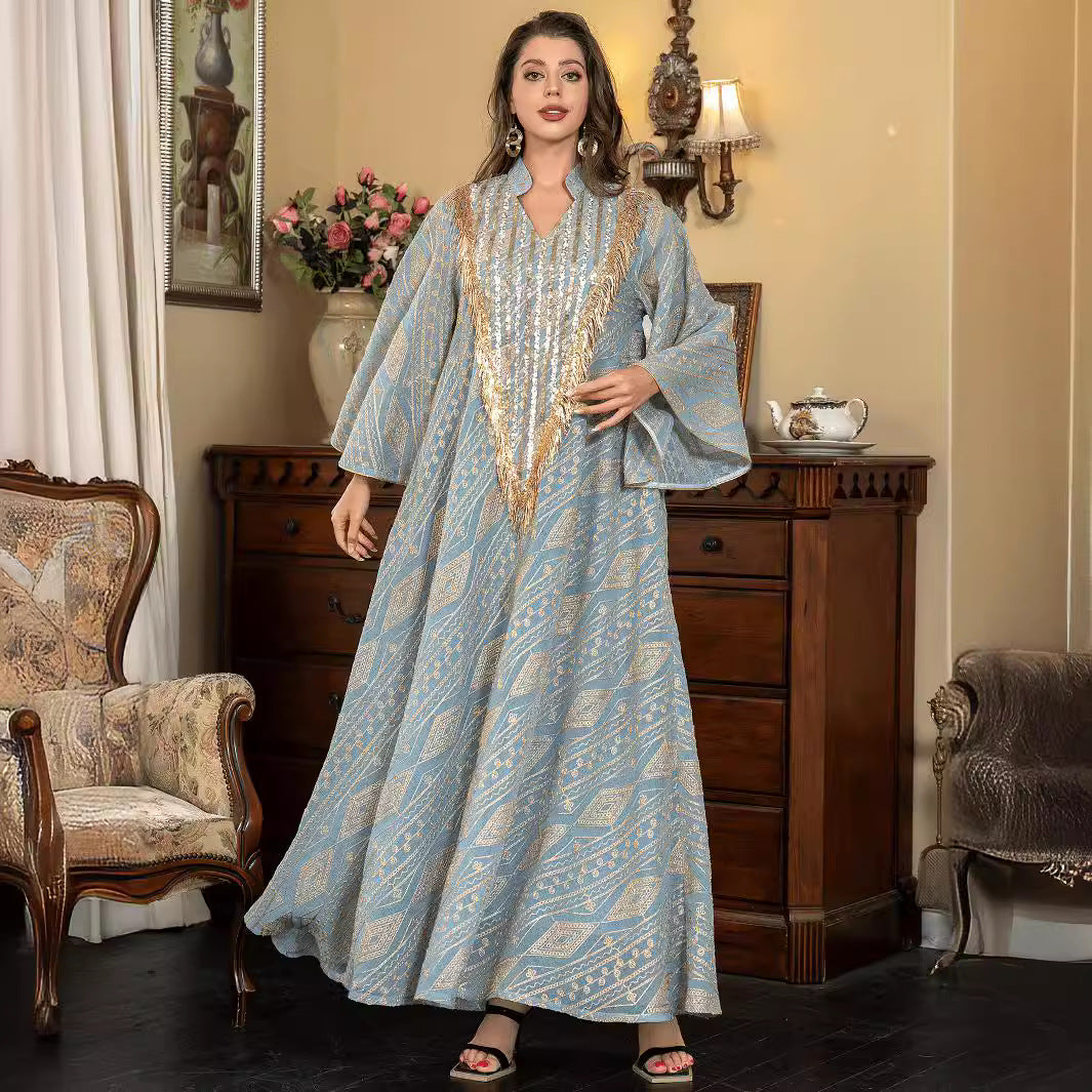 Elegant long evening gown crafted with tulle, embroidery and sequins, stylish and sophisticated, ideal for parties and formal dinners, trustworthy quality