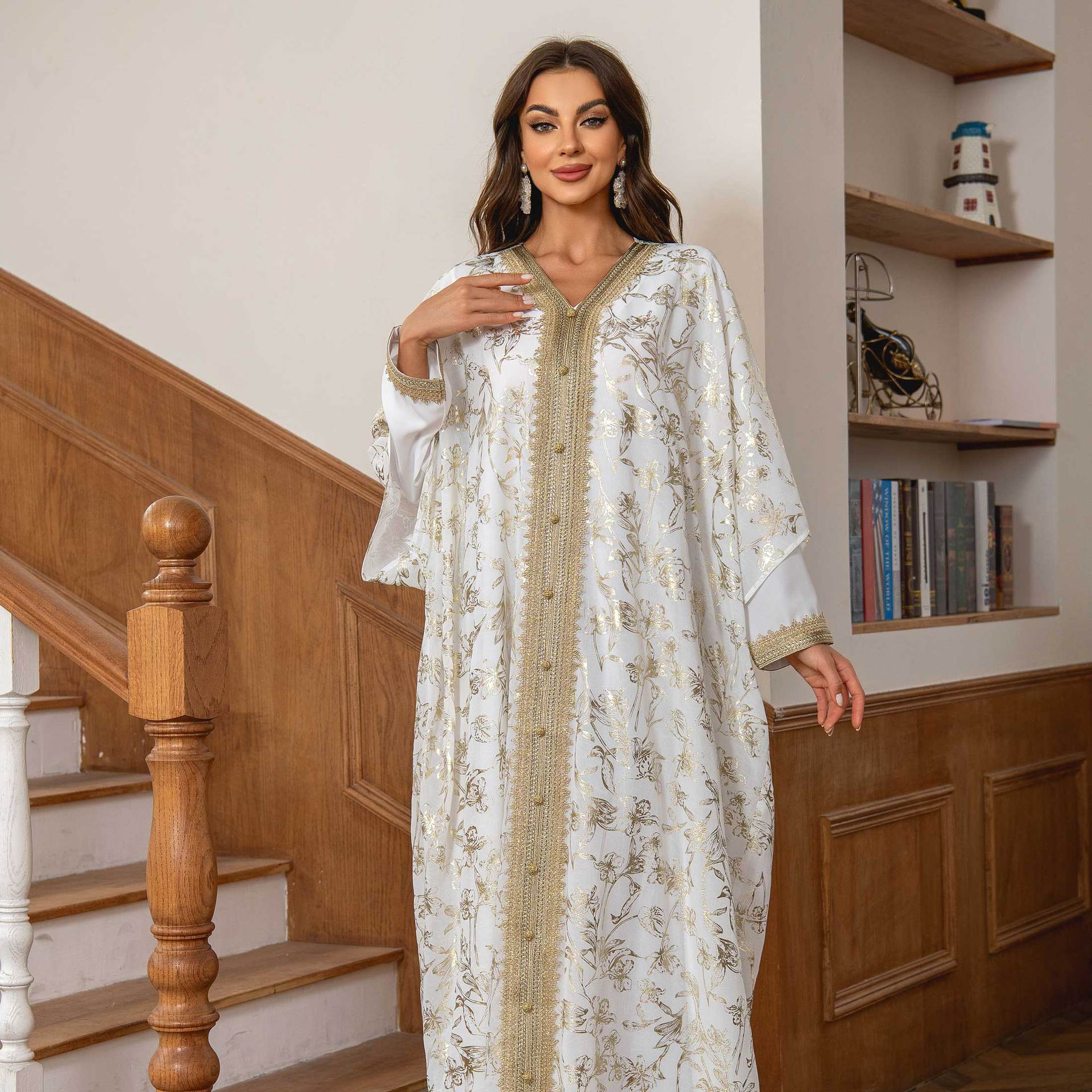 2026 Premium Soft Floral Handcrafted Modest Outer Tunic Light Grey Airflow Chiffon Full Pale Tiny Blossom Printed Open Front Robe V Notch Neck Adjustable Waist Tie Gentle Flare Swing Floor Silhouette Exclusive Pan-Arab Malay Craft Single Layer Cut Fo