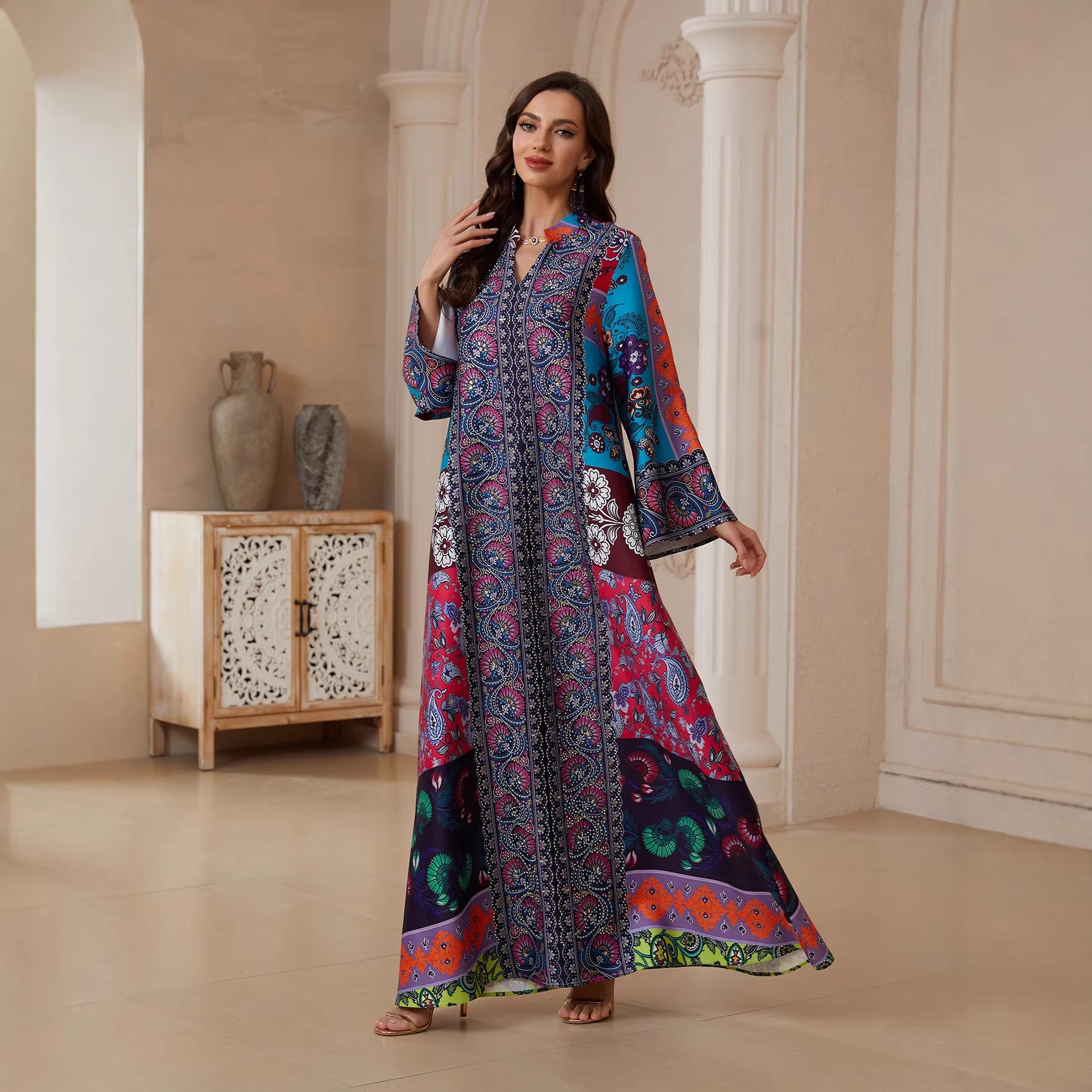 Graceful Floral Long-Sleeve Abaya – Printed Modest Maxi Robe
