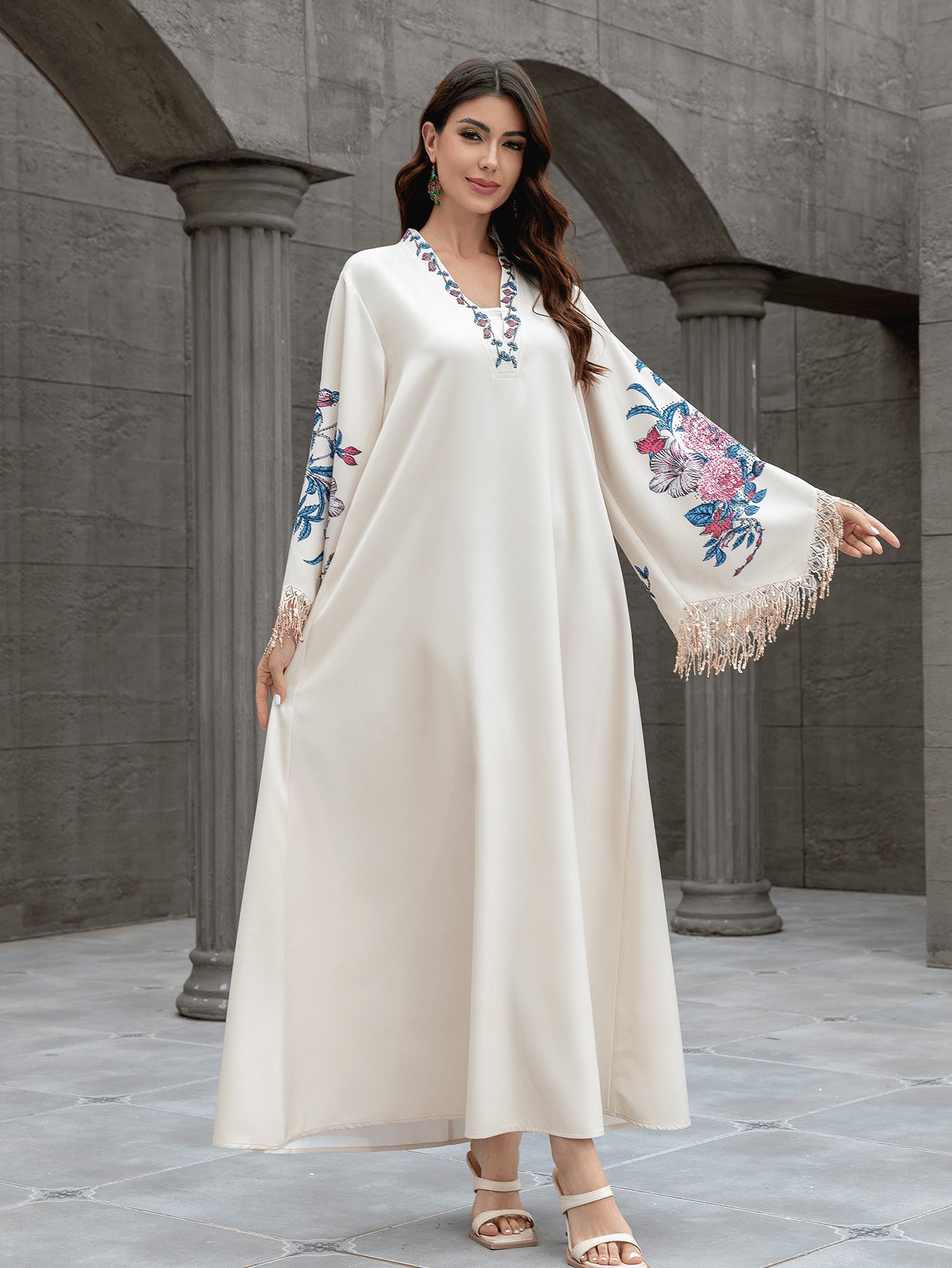 Exquisite Apricot Embroidered Kaftan – V-Neck Muslim Maxi