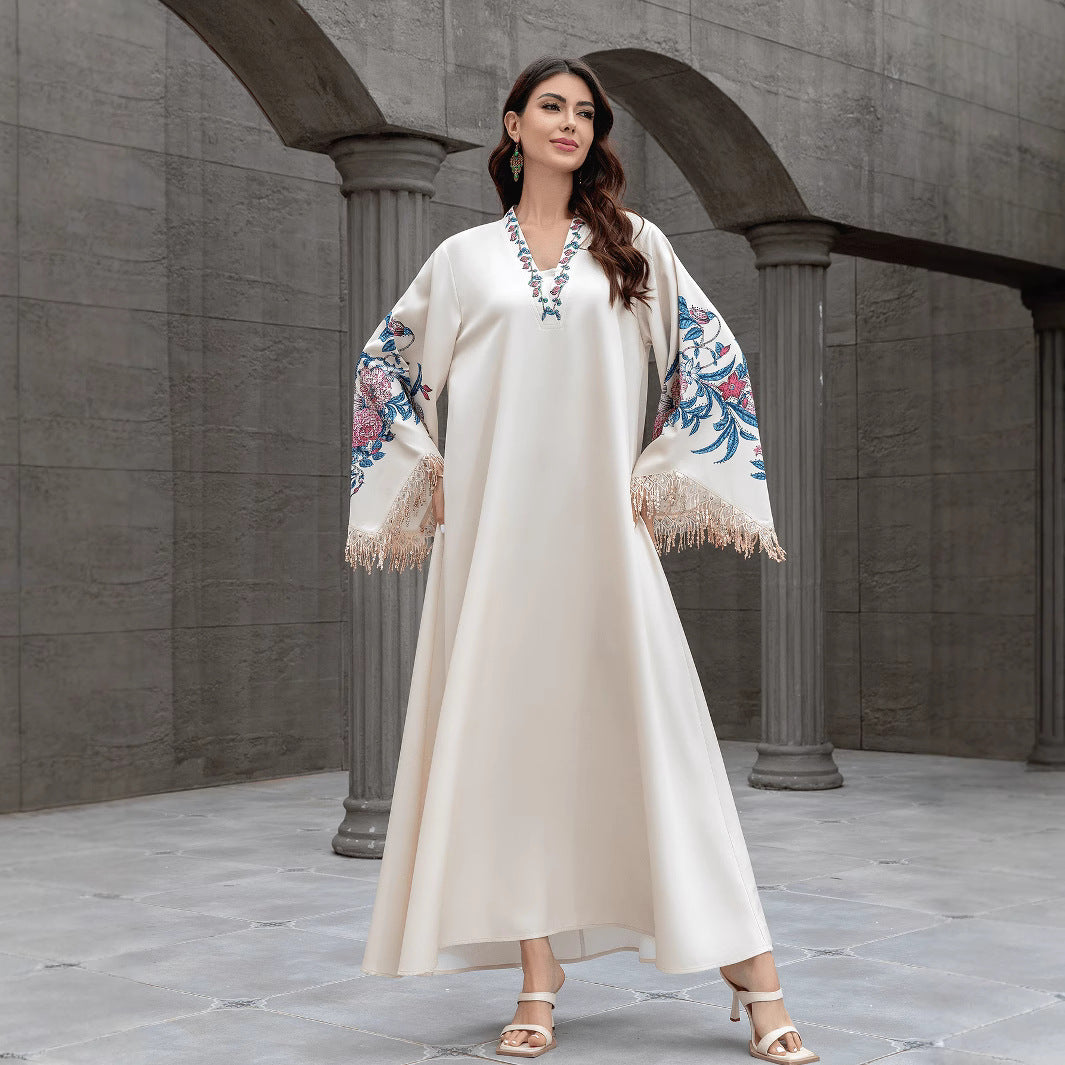 Exquisite Apricot Embroidered Kaftan – V-Neck Muslim Maxi
