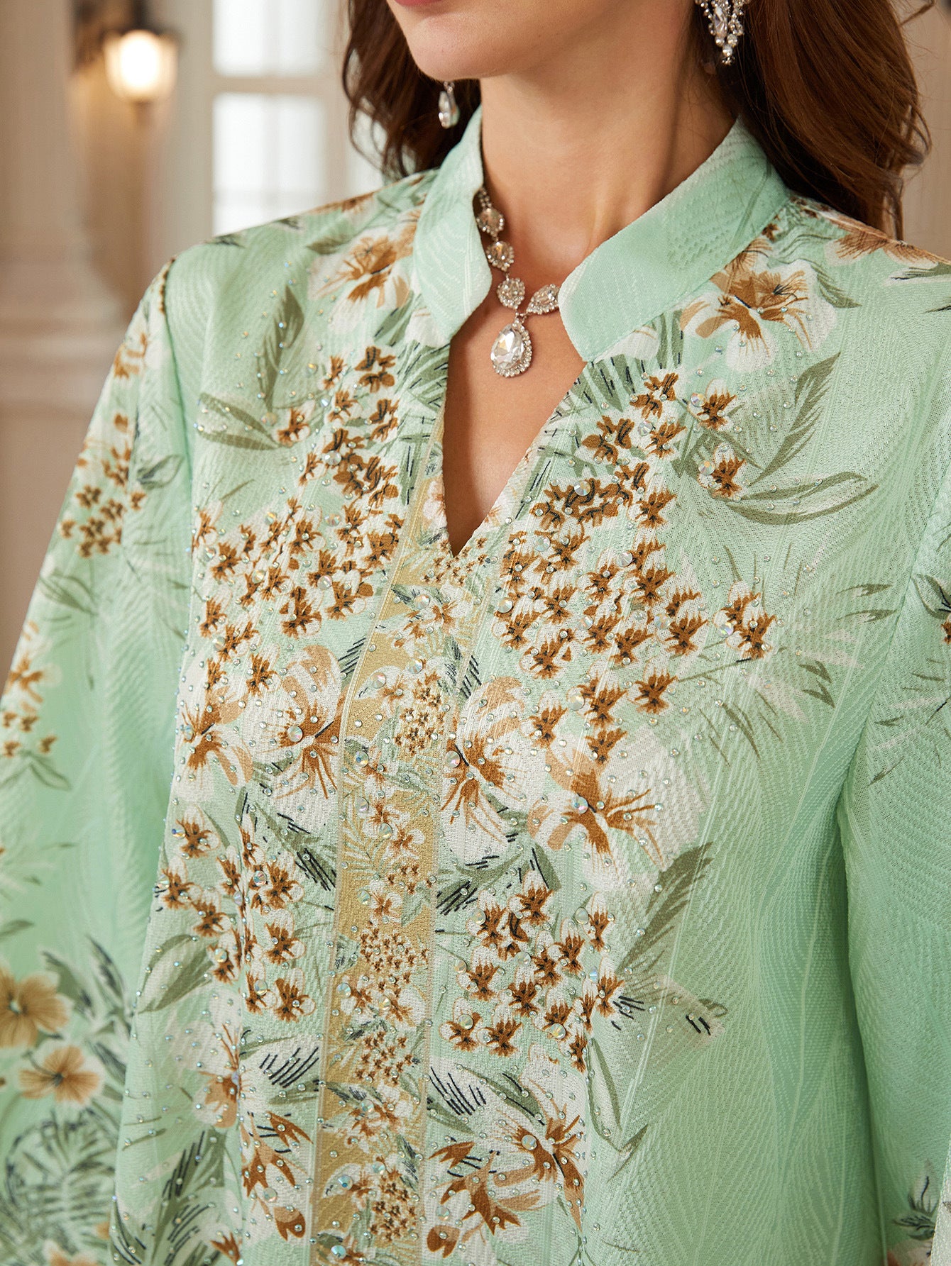 Mint Green Floral Leaf Print Stand Collar Abaya Shiny Rhinestone Embellished V Neck Loose Flare Sleeve Modest Muslim Women Full Length Kaftan For Ramadan Wedding