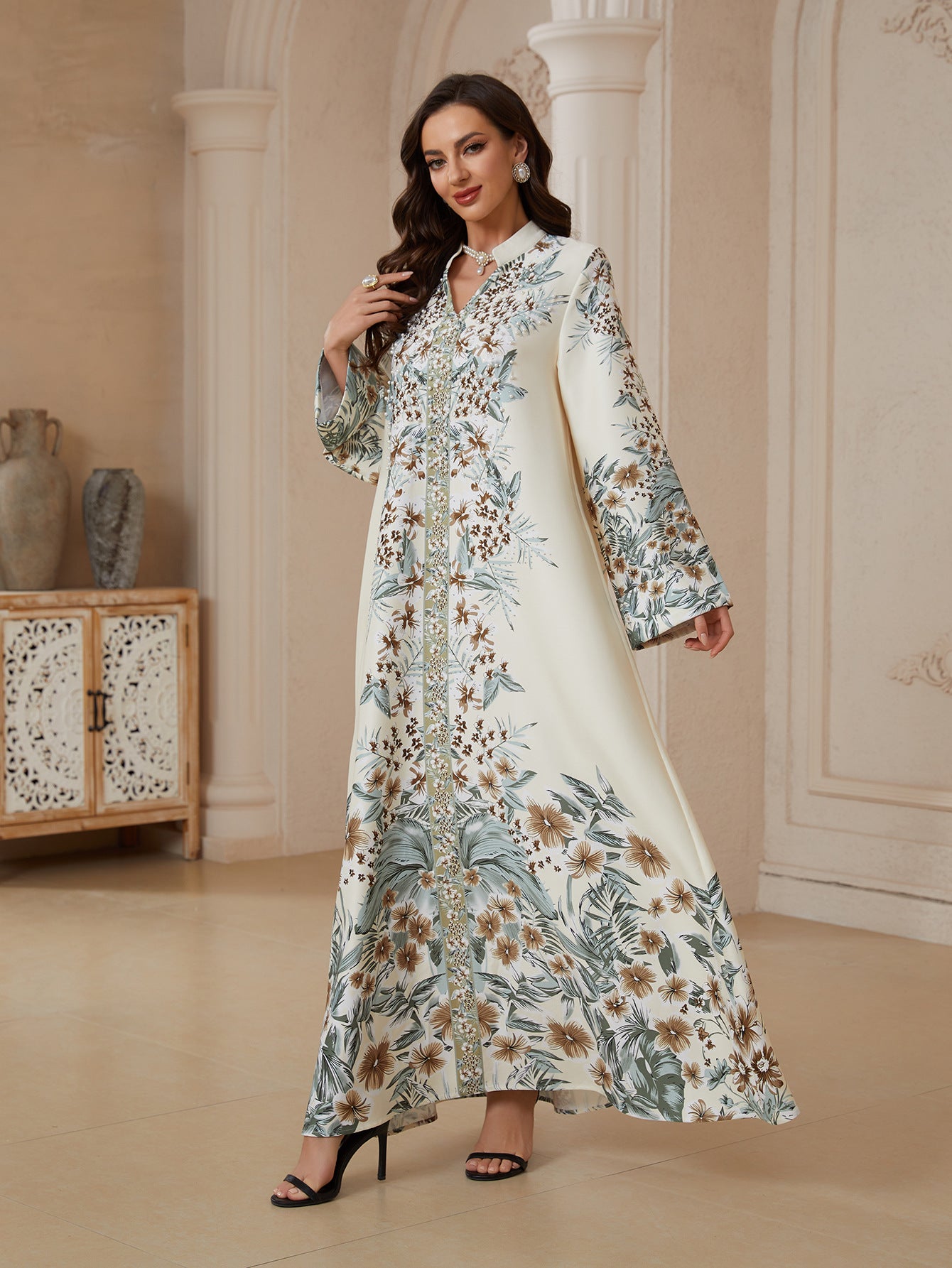 Confident Light Yellow Print Kaftan – Modest Muslim Plus-Size Maxi