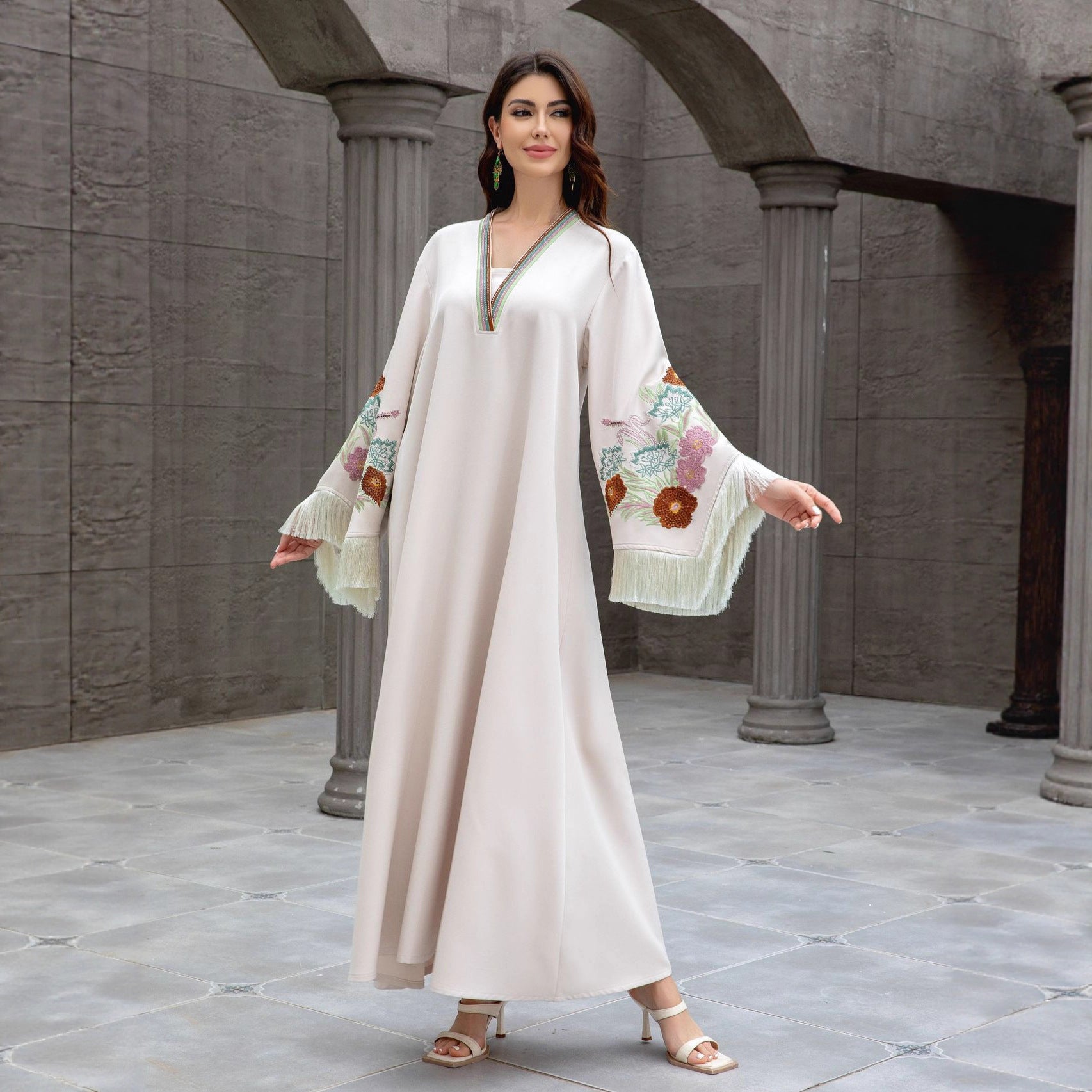 Dubai Islamic Modest Abaya Striped Collar Colorful Floral Embroidery Tassel Bell Sleeve Oversized Kaftan Gown For Muslim Ladies Daily Holiday