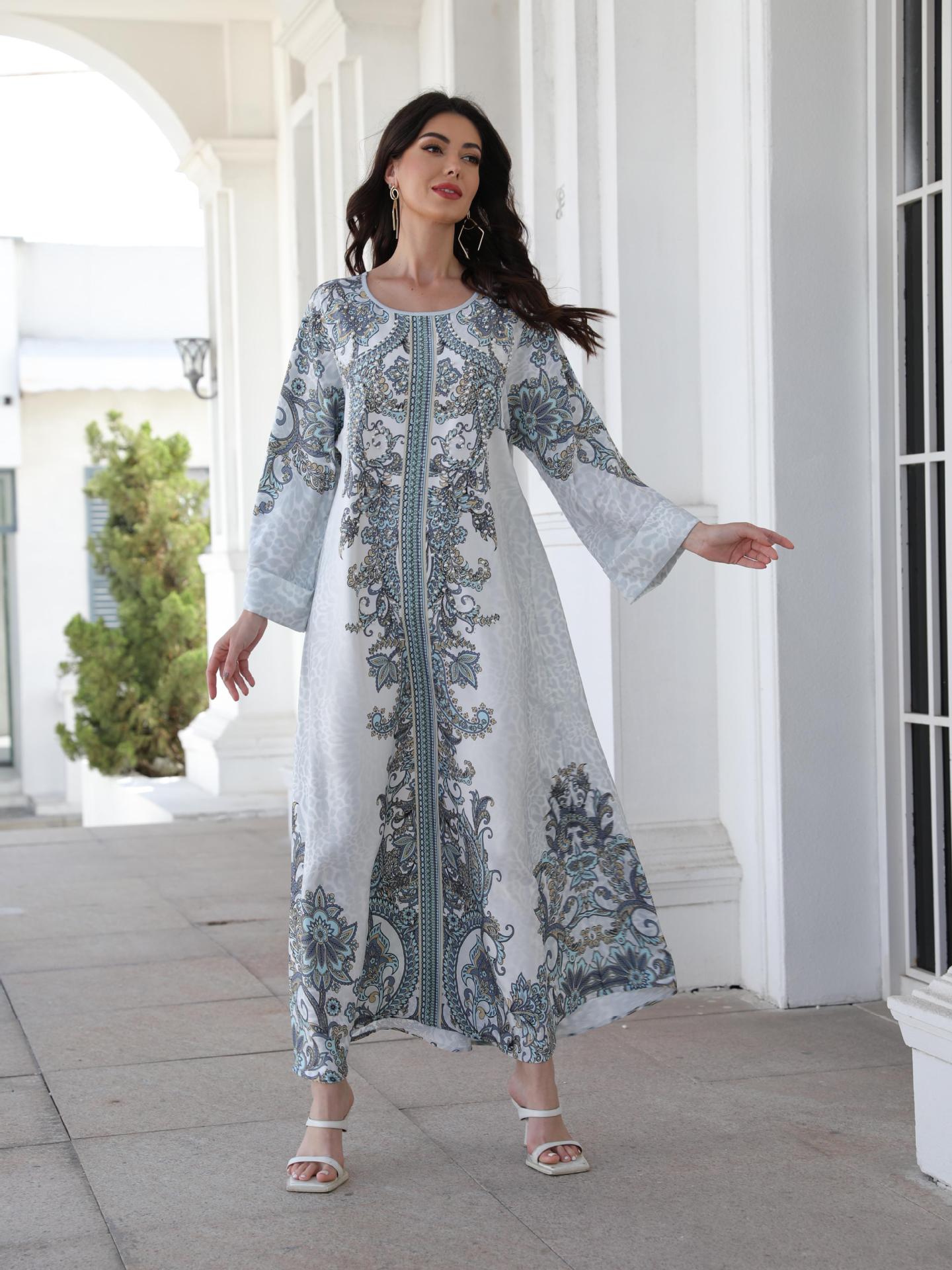 Grey Floral Print Mandarin Collar Rhinestone Plus Size Maxi Abaya