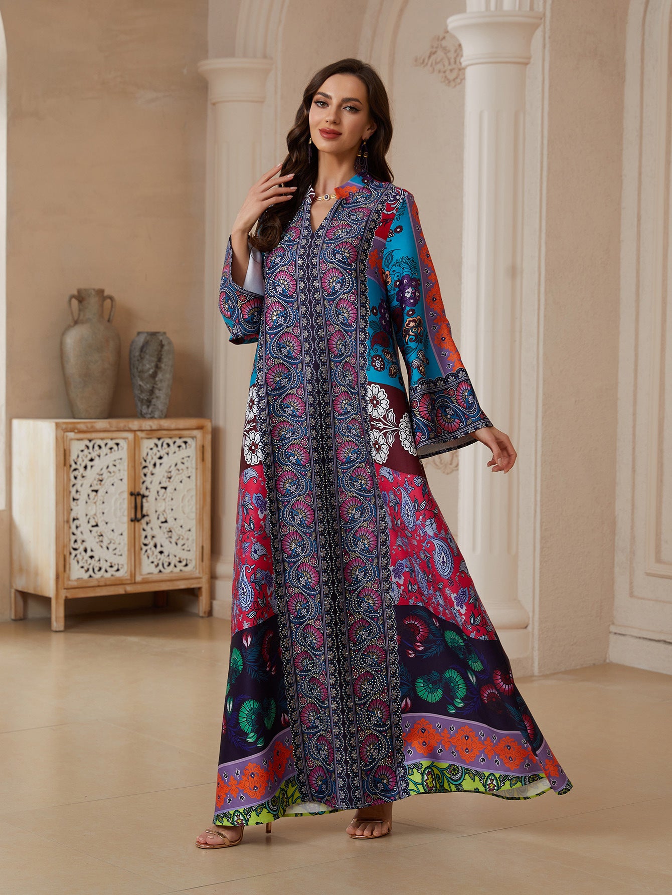 Graceful Floral Long-Sleeve Abaya – Printed Modest Maxi Robe