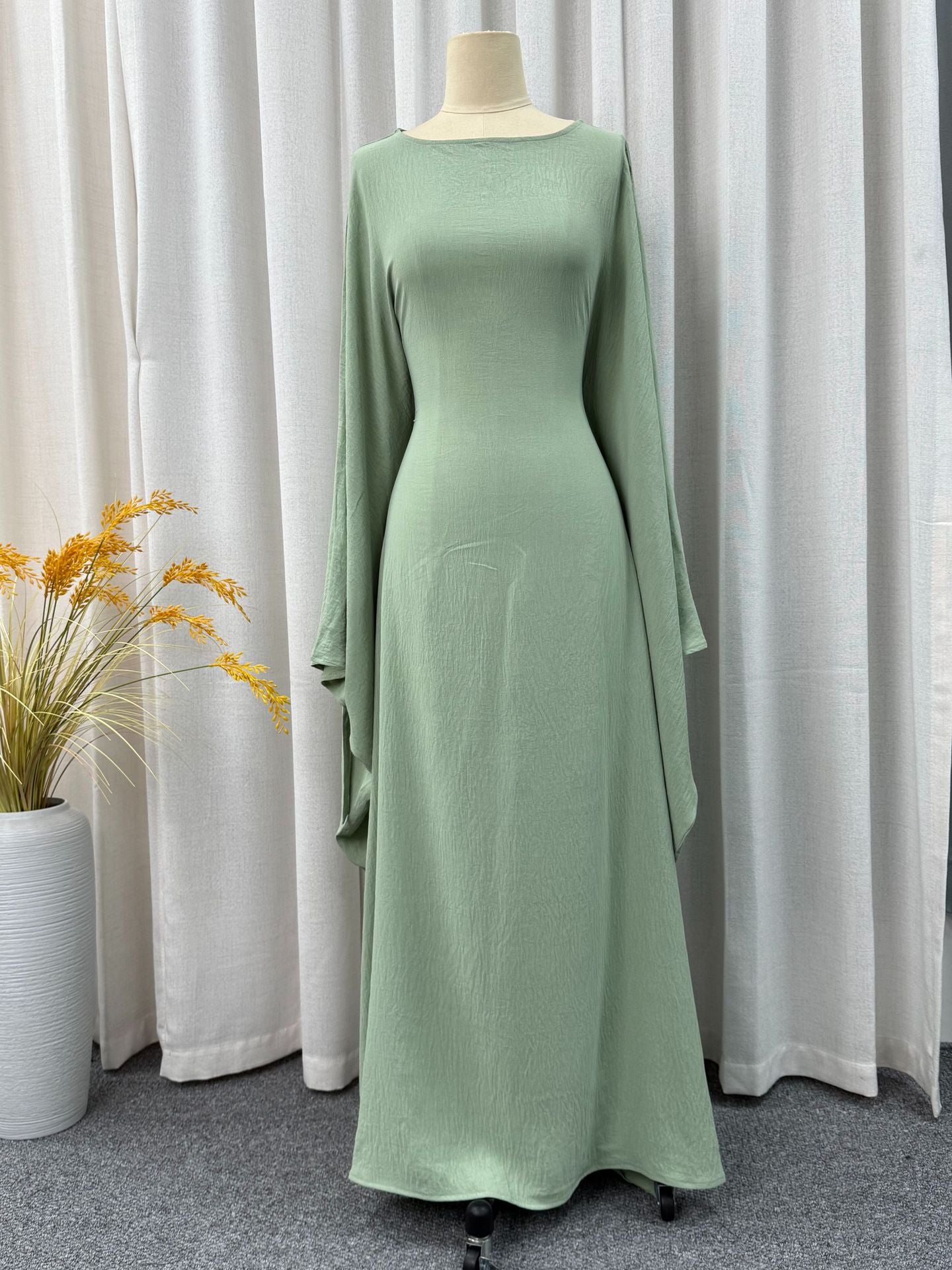 Batwing Sleeve Belted Modest Abaya Dress Jalabiya Long Maxi Dress for Muslim Women Eid Ramadan Banquet Gown S-XXL