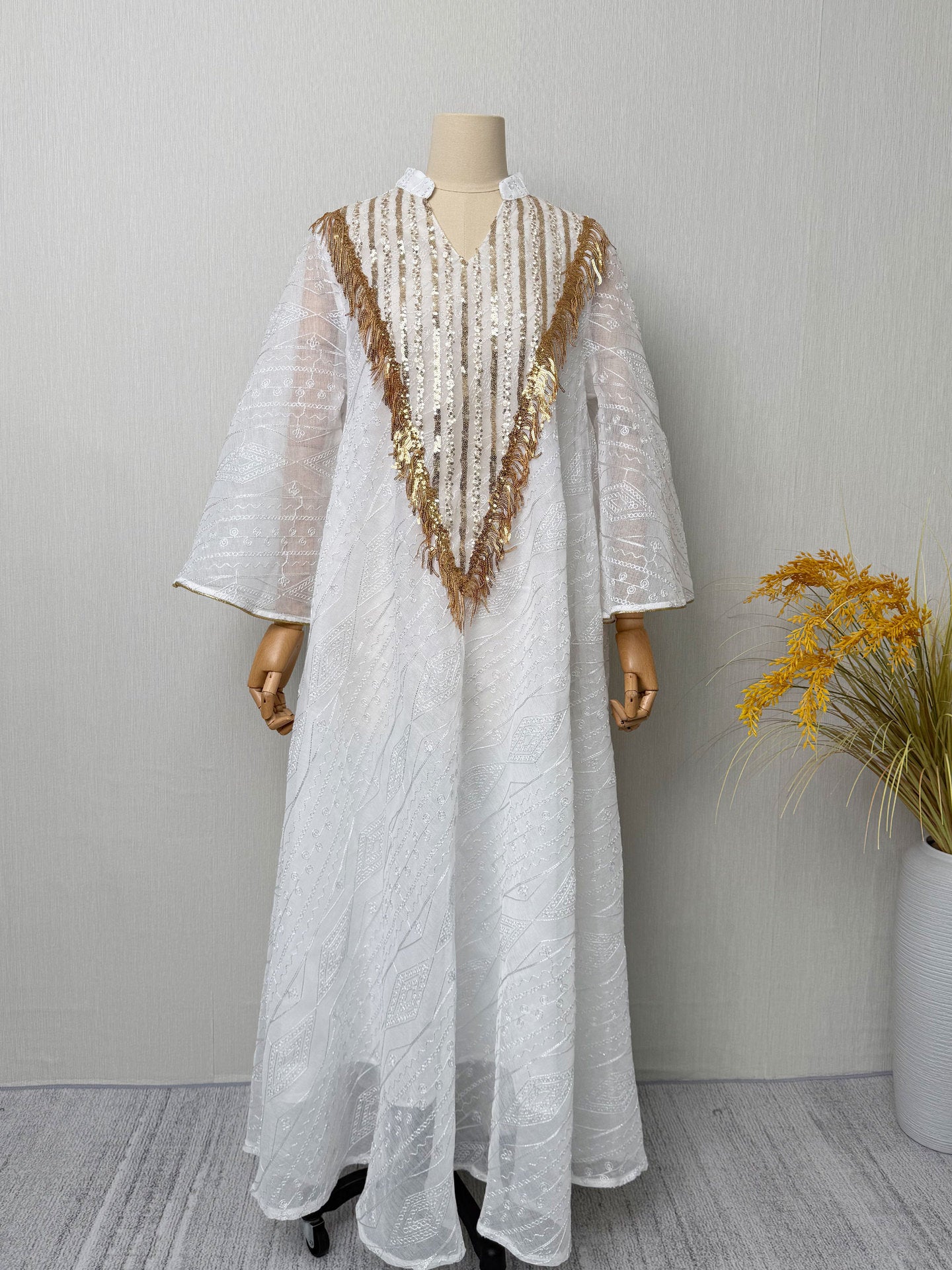 Elegant Embroidered Mesh Long Dress Abaya Kaftan Modest Maxi Dress for Muslim Women Eid Ramadan Festive Wear S-XXL
