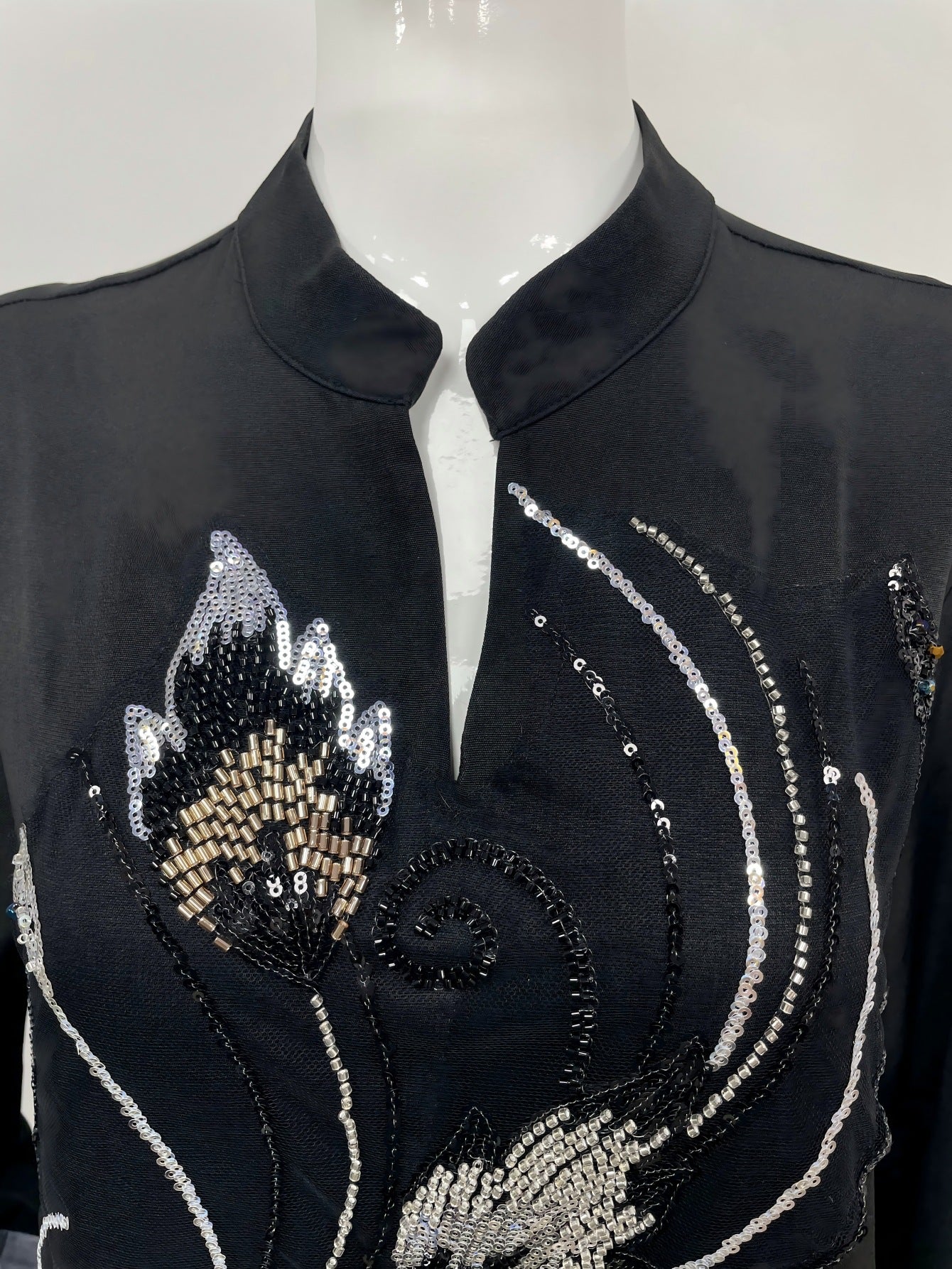 Premium Sequined Floral Embroidered Abaya Women Black Tone Mandarin Collar Contrast Lilac Wide Cuff Floor Length Loose Modest Outfit For Middle East Wedding & Eid Celebration