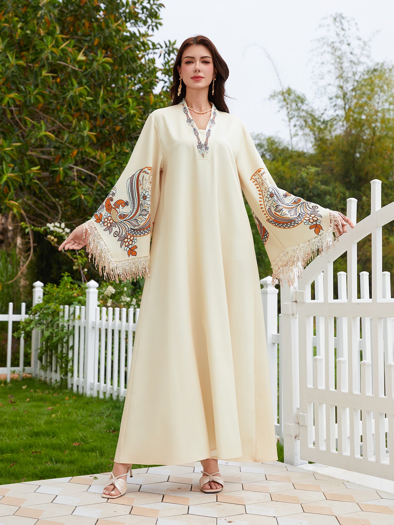 Captivating Light Yellow Kaftan – V-Neck Muslim Embroidered Maxi