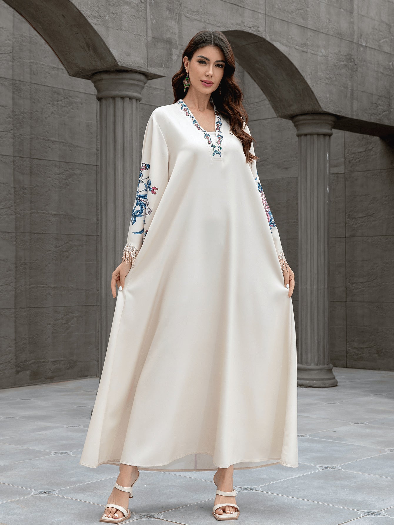 Exquisite Apricot Embroidered Kaftan – V-Neck Muslim Maxi