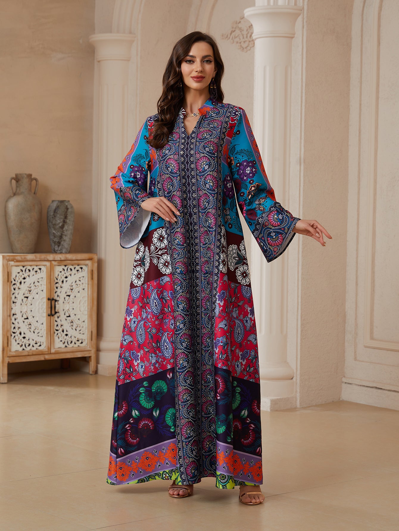 Graceful Floral Long-Sleeve Abaya – Printed Modest Maxi Robe