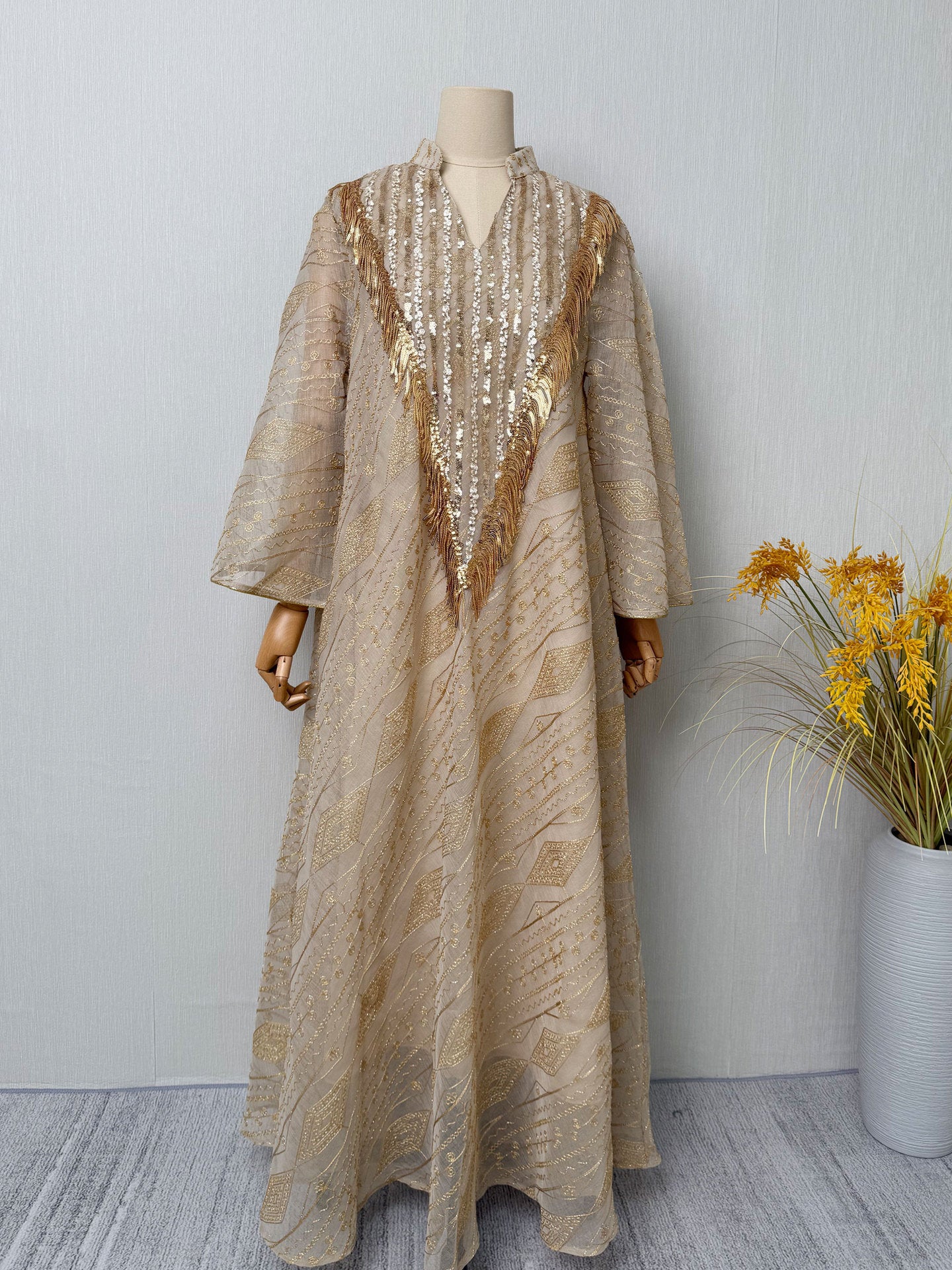 Elegant Embroidered Mesh Long Dress Abaya Kaftan Modest Maxi Dress for Muslim Women Eid Ramadan Festive Wear S-XXL